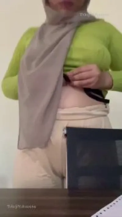 Yungrosa Colmek Hijab 26 Cum